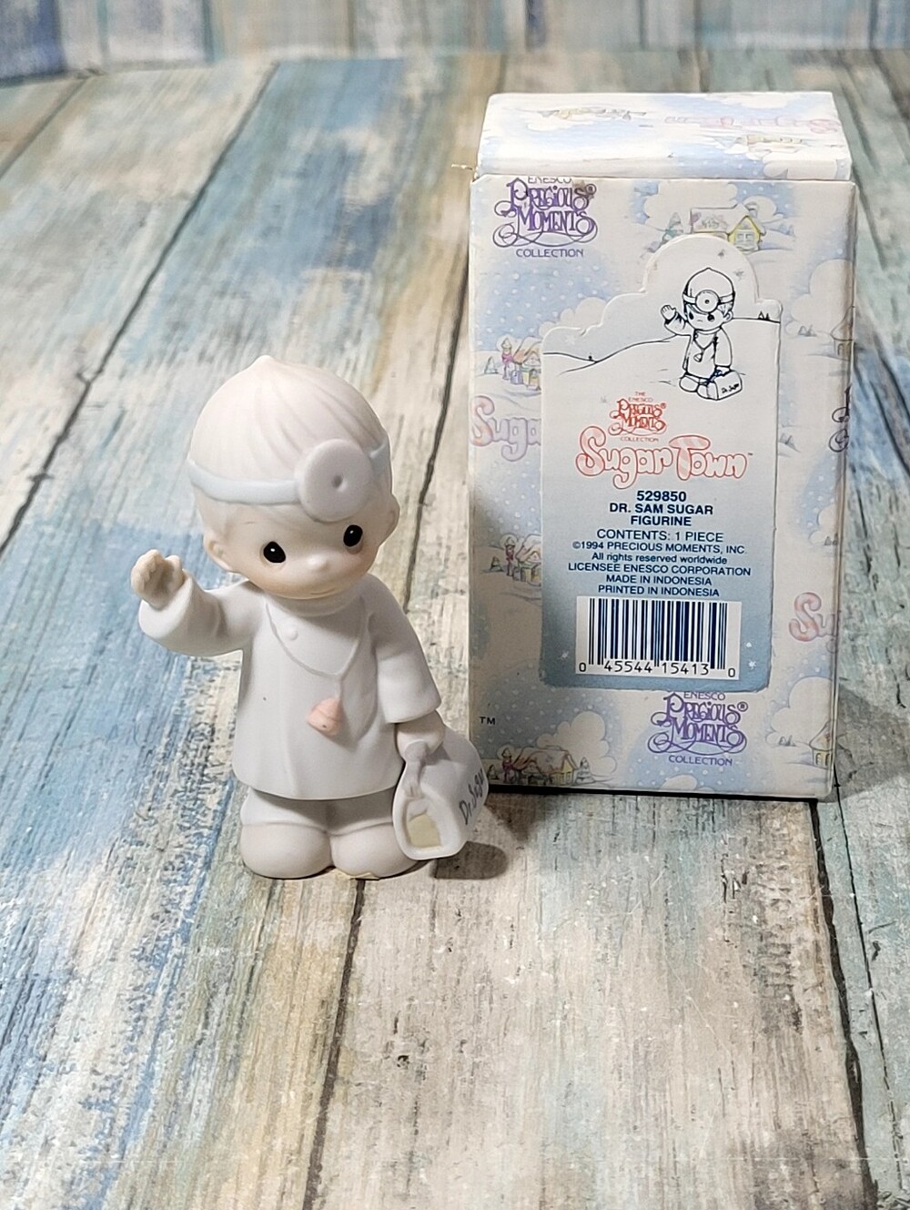 Precious Moments Sugar Town Dr. Sam Sugar Figurine - White